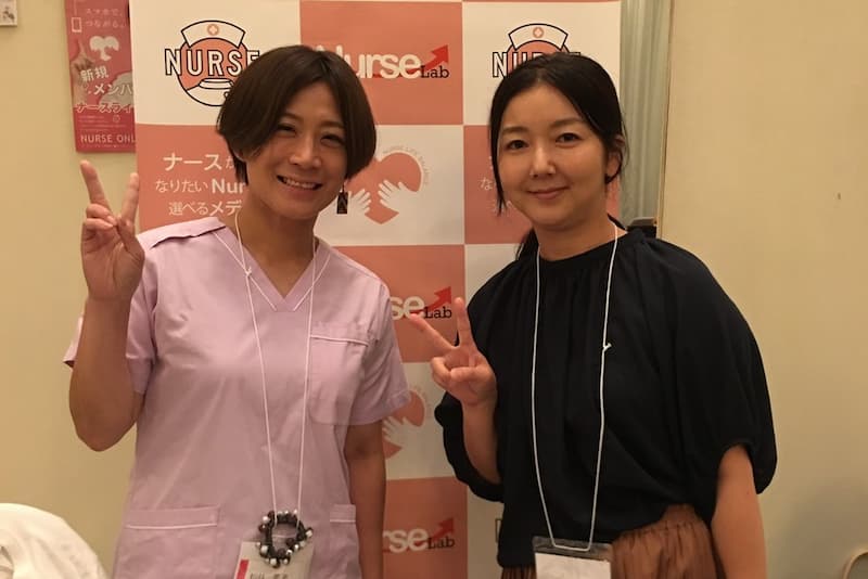 看護師ライターの塩野涼子さんと看護師スノーボーダーの松井英子さん